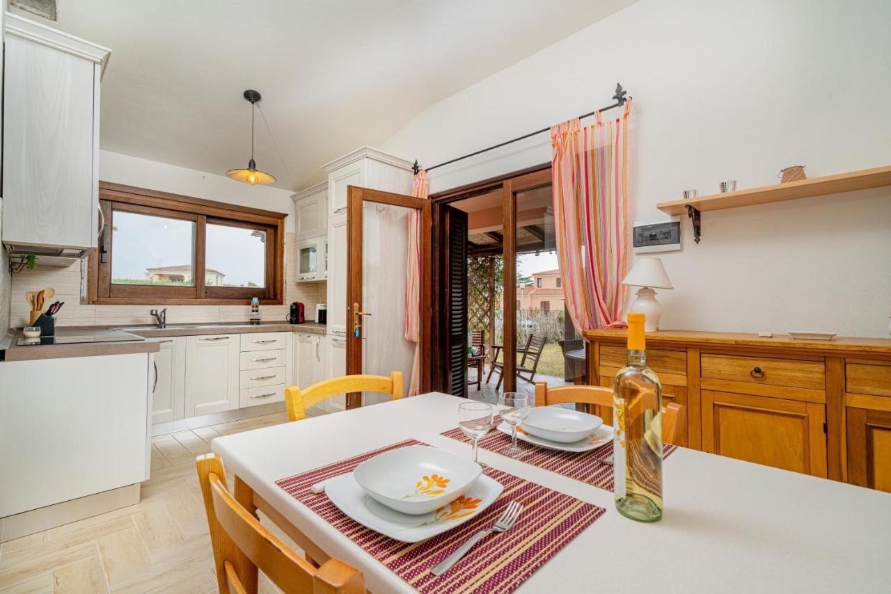 Holiday home Trilocale Le Canne 4 Posti Letto Con Giardino E Posto Auto Privato